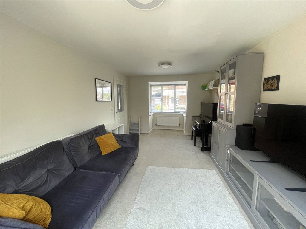 Property photo 3 of 18 Picture No. 07