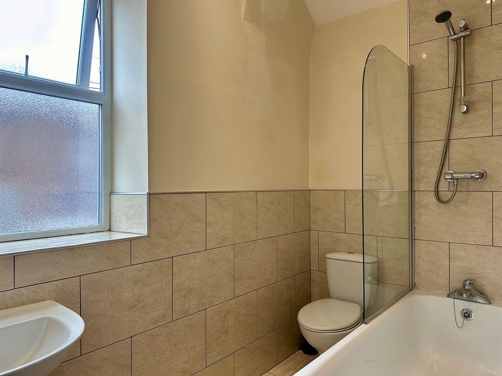 Additional image 13 of 6 bed shared accommodation to rentHolmwood Grove, West Jesmond, Jesmond, Upon Tyne NE2