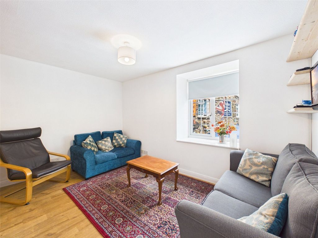 Property photo 2 of 12 Picture No. 07