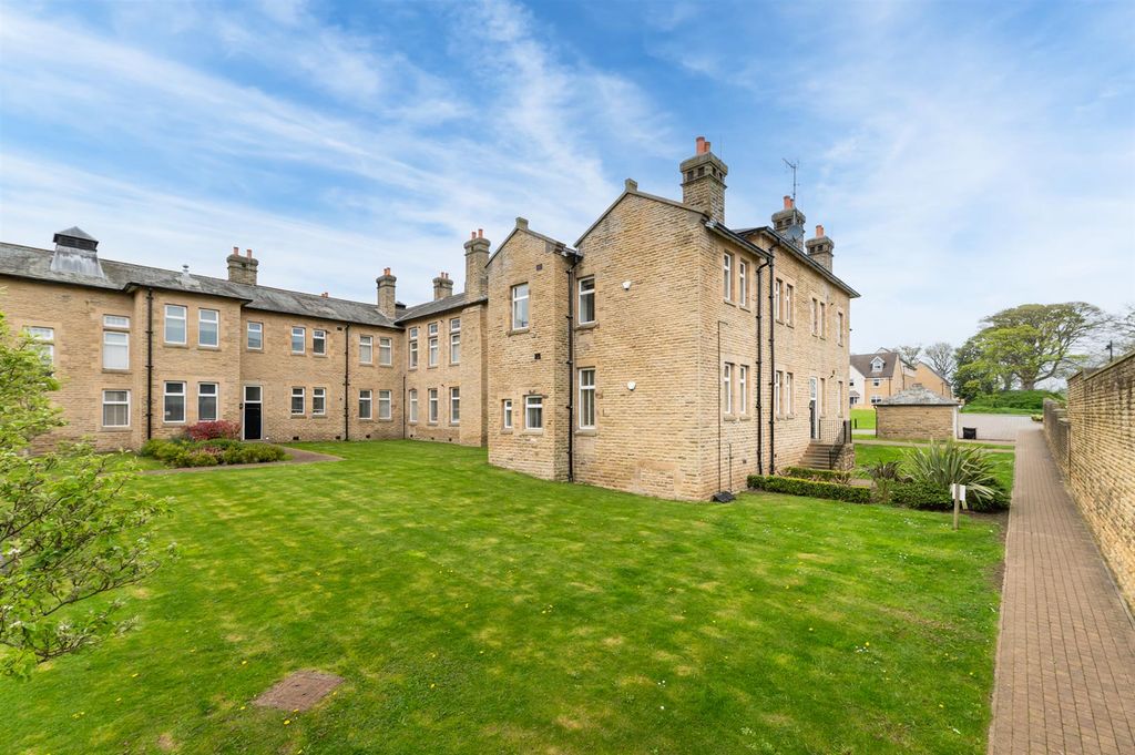 Property photo 1 of 15 Arkendale Court