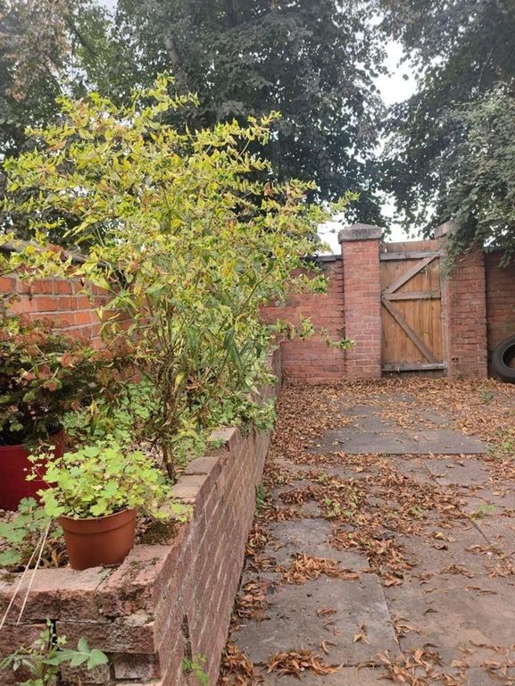 Property photo 2 of 6