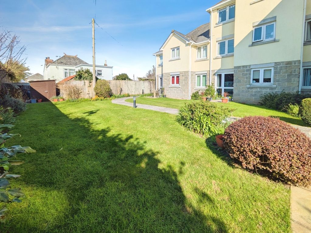 Property photo 2 of 14 Picture No. 04