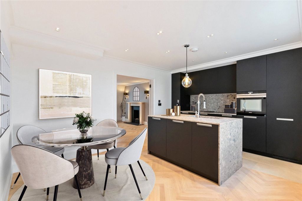 Property photo 3 of 7 Picture No. 16