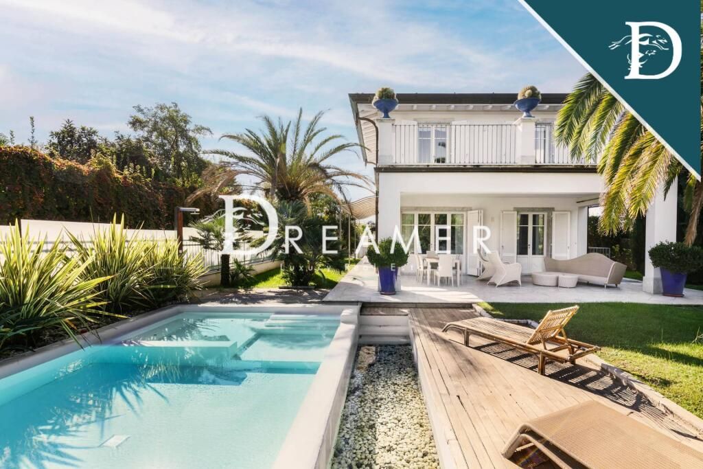 Property photo 1 of 50