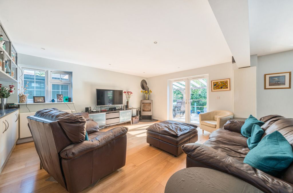 Property photo 3 of 16 1341349-6-68A1E42...