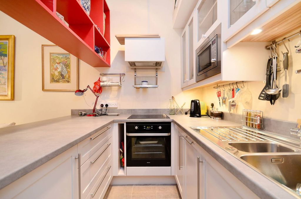 Property photo 2 of 7