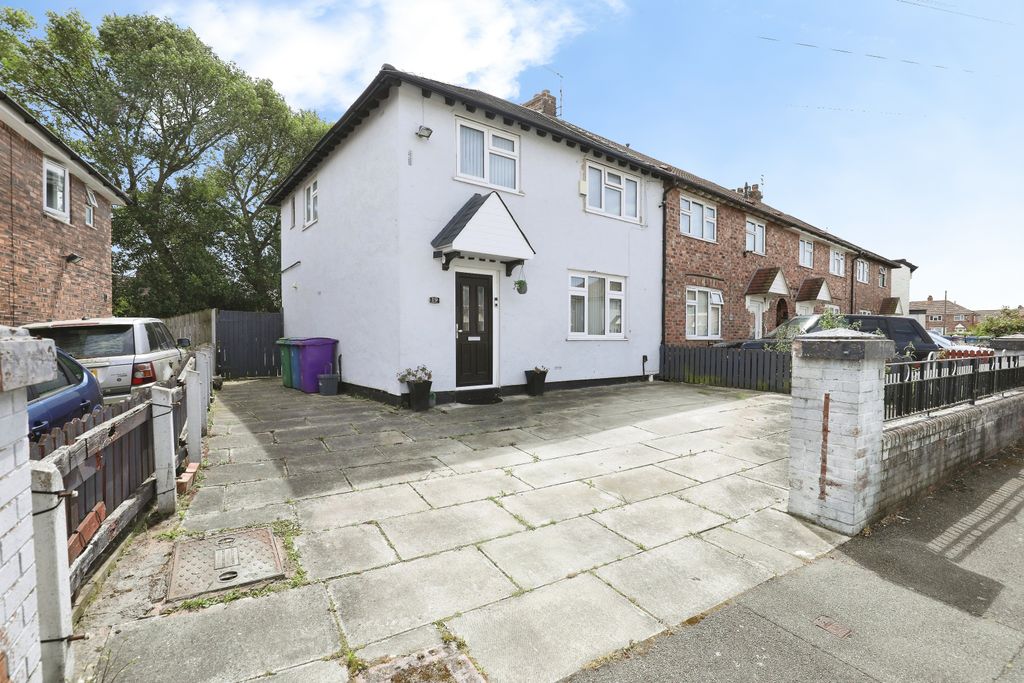 Property photo 3 of 25