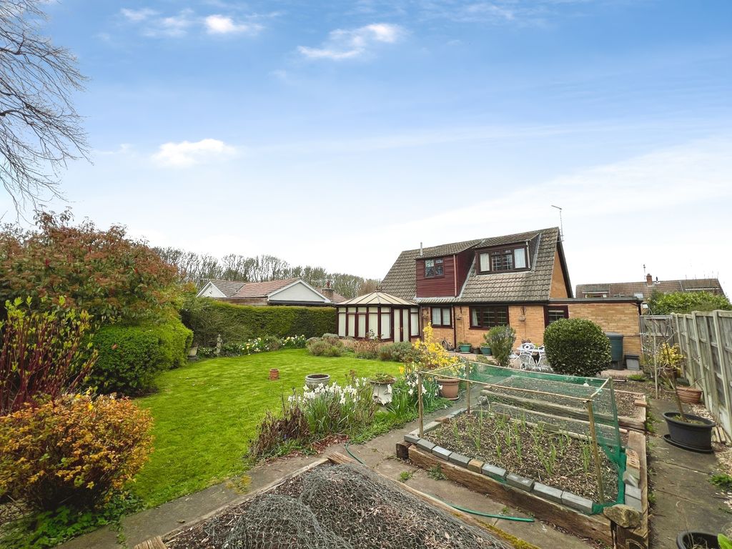 Property photo 2 of 26