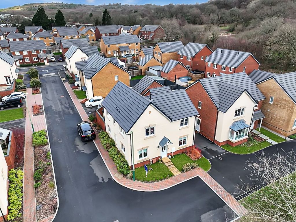 Property photo 2 of 38