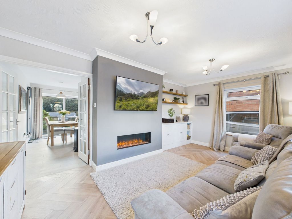 Property photo 3 of 24