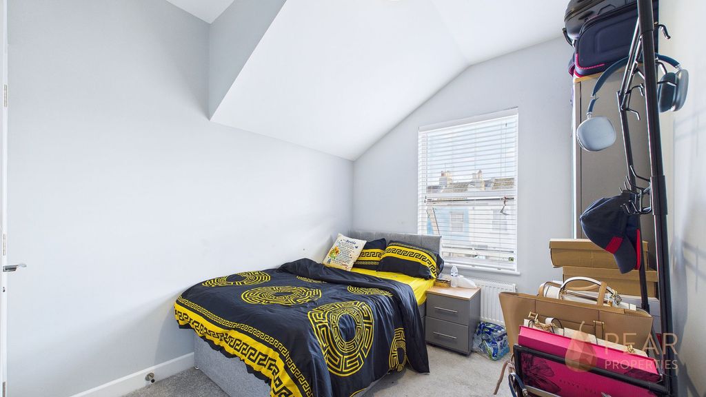 Property photo 2 of 4