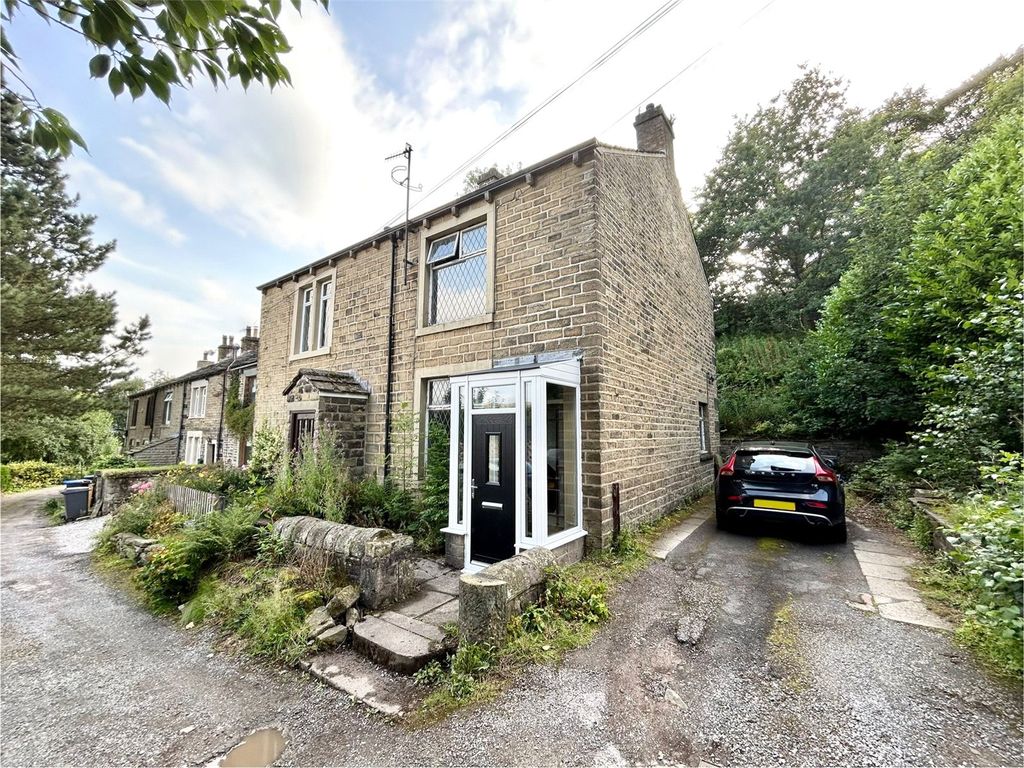 Property photo 1 of 10 Front
