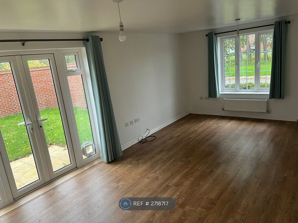 Property photo 2 of 13 Living Room