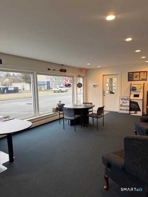 Property photo 3 of 12 <Alttext/>