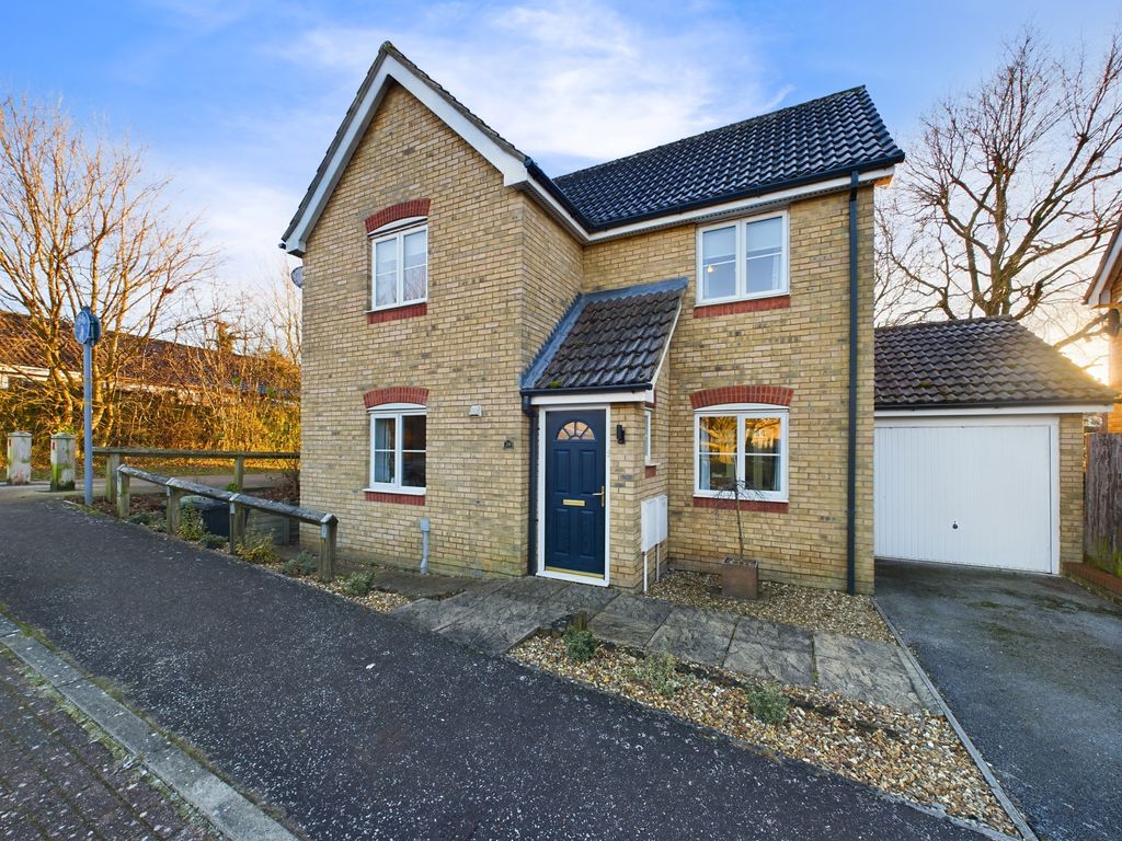 Property photo 1 of 18