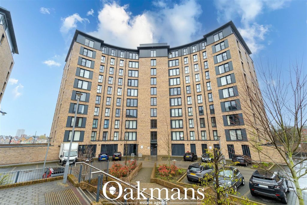 Property photo 2 of 15 Nik01019-Edit.Jpg