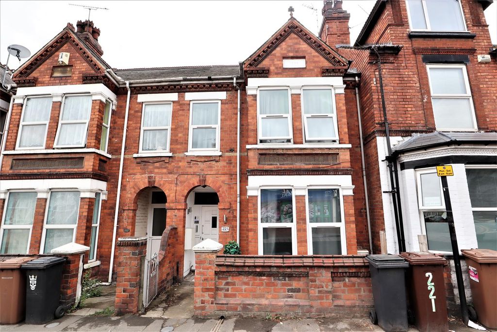 Property photo 1 of 7