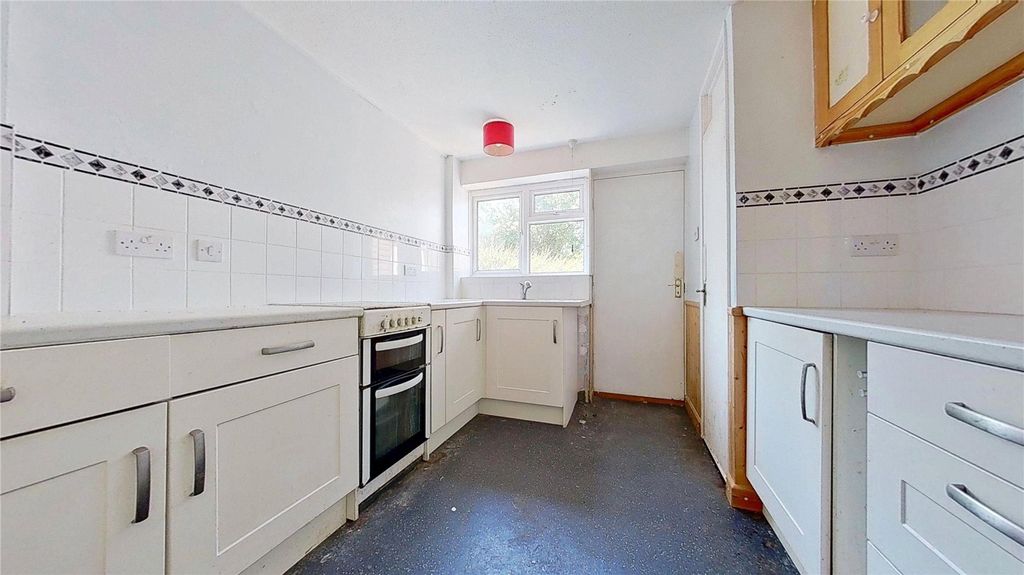 Property photo 3 of 10 Picture No. 05