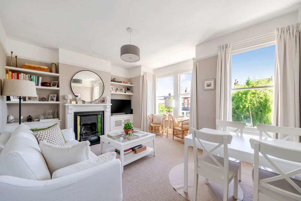 Property photo 2 of 18 1450806-1-69F1E4B...