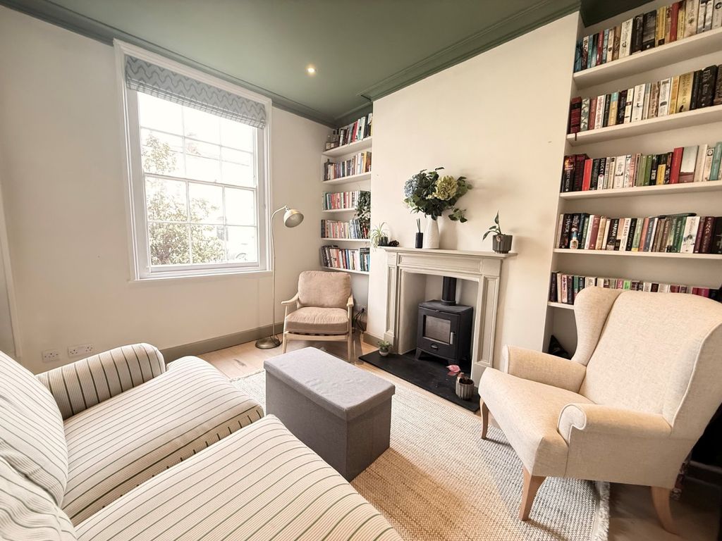 Property photo 2 of 16 2