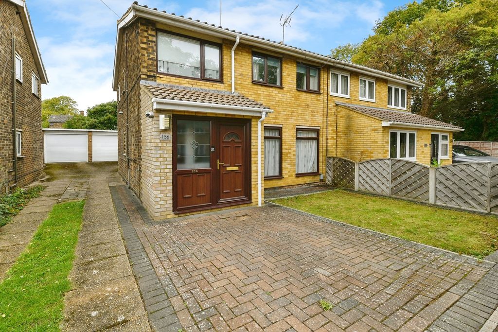 Property photo 1 of 18 Front