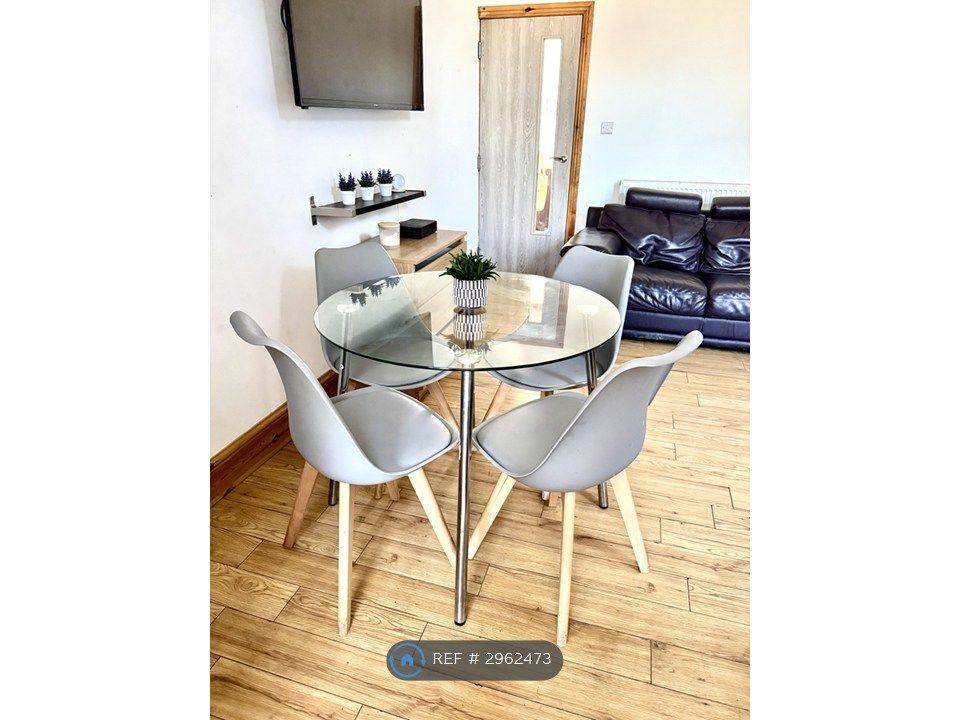 Property photo 1 of 35