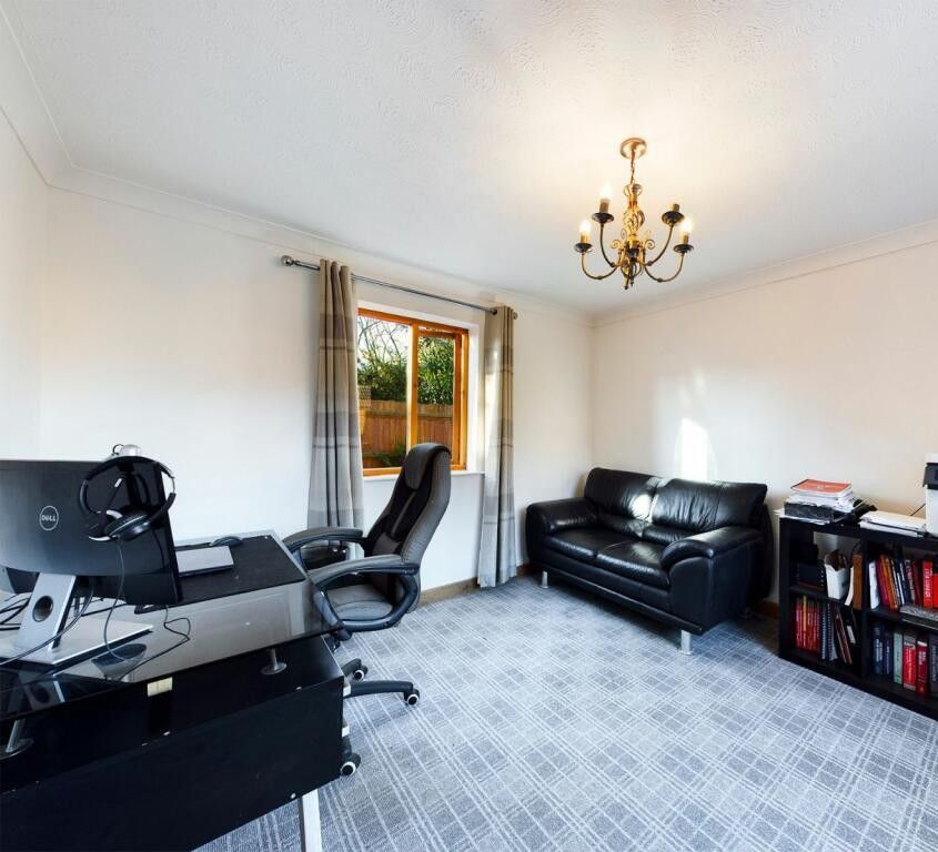 Property photo 3 of 12