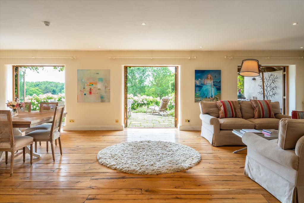 Property photo 2 of 4 Image