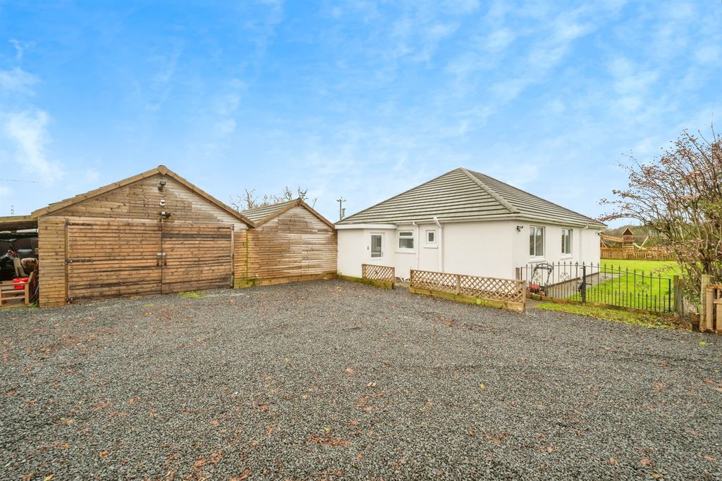 Property photo 2 of 15