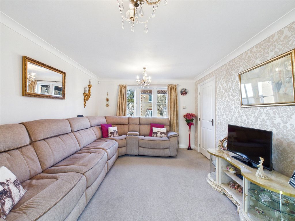 Property photo 3 of 17 Picture No. 10