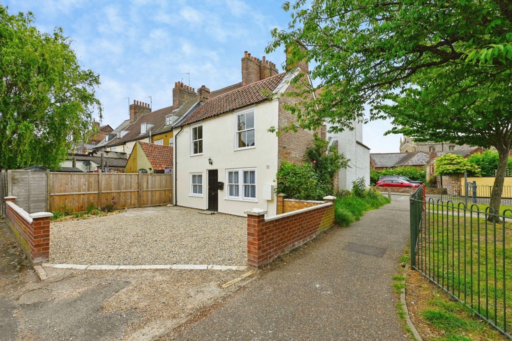 Property photo 1 of 12 Pbox-Img.Jpg