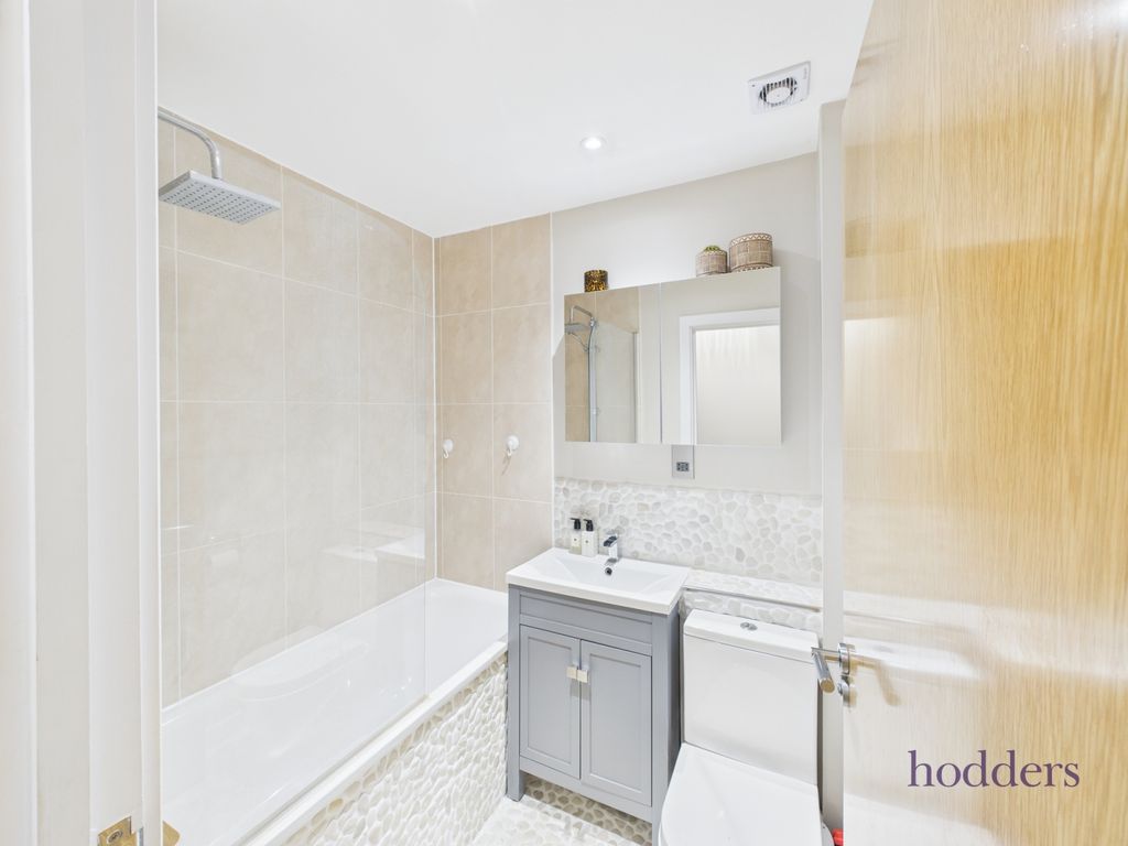 Property photo 3 of 24 Picture No. 16