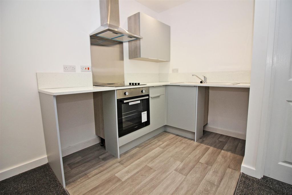 Property photo 2 of 6 Apr 1 72 Brookhill Street - Kitchen.Jpg