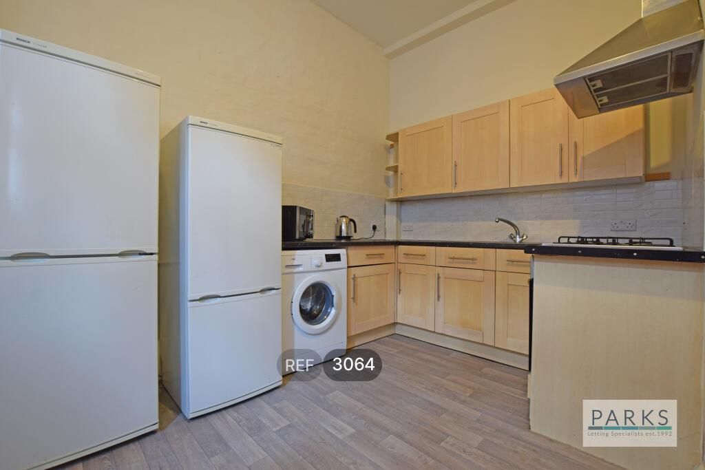 Property photo 2 of 12 Kitchen / Reception Room
