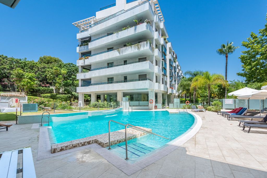 Property photo 2 of 28 Image