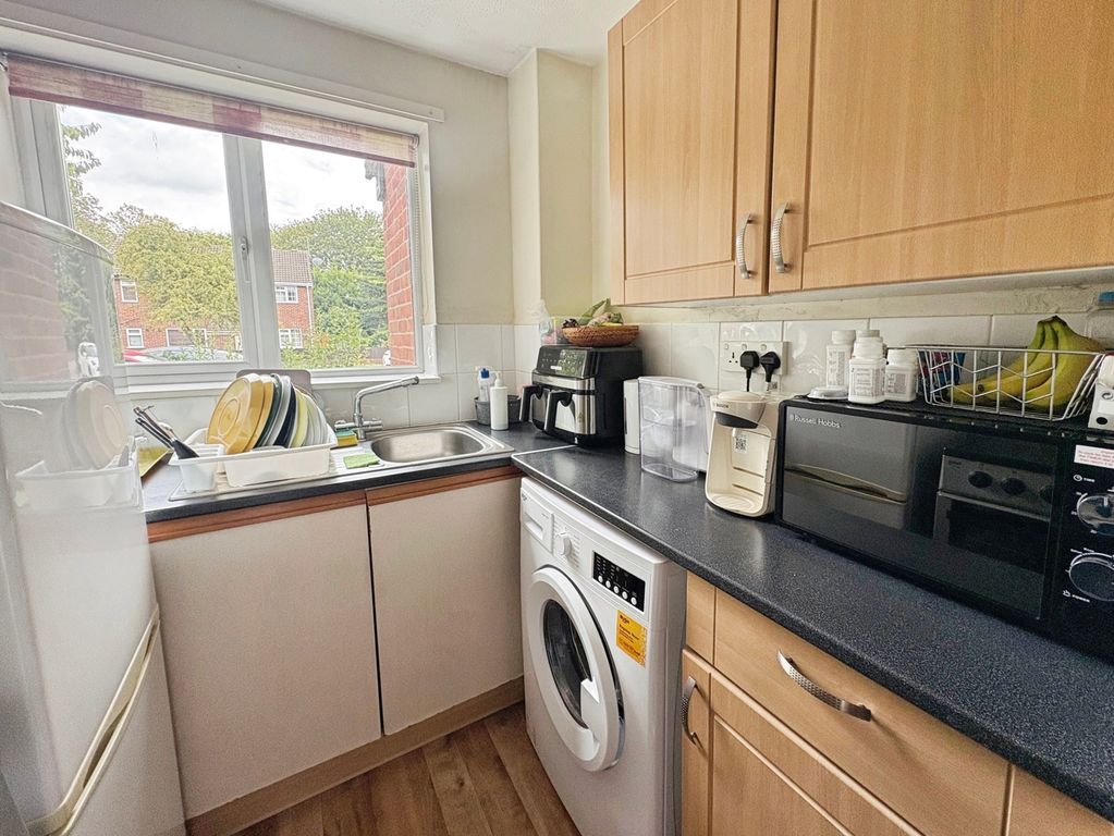 Property photo 3 of 11 Pbox-Img.Jpg