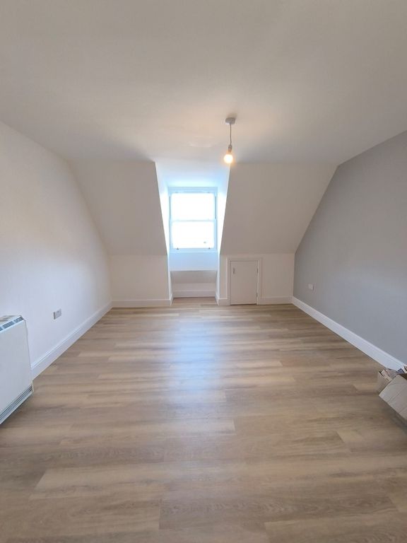 Property photo 3 of 8 Living Room