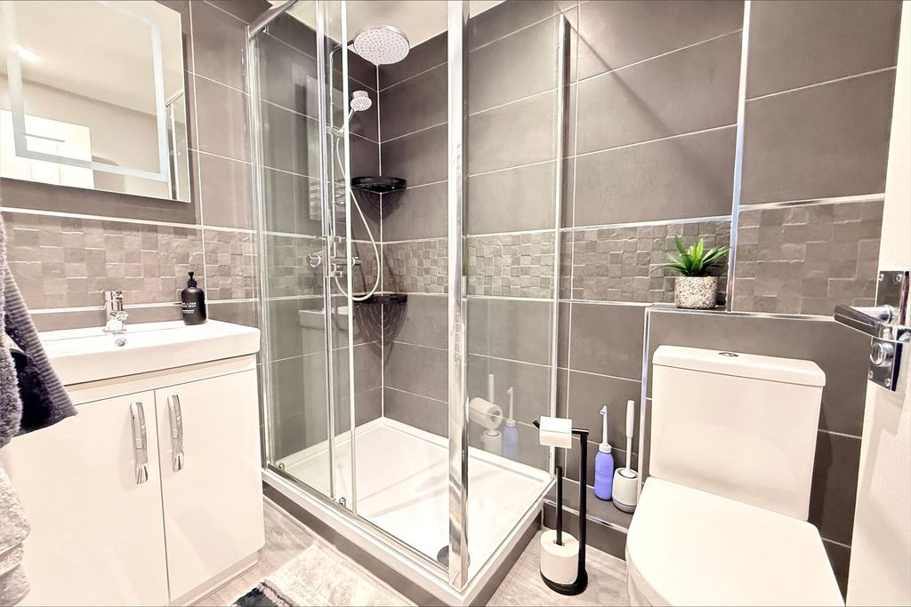 Property photo 3 of 11 Refitted Shower Room