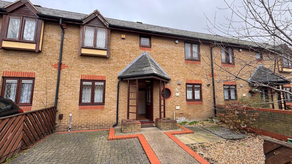 Property photo 1 of 12