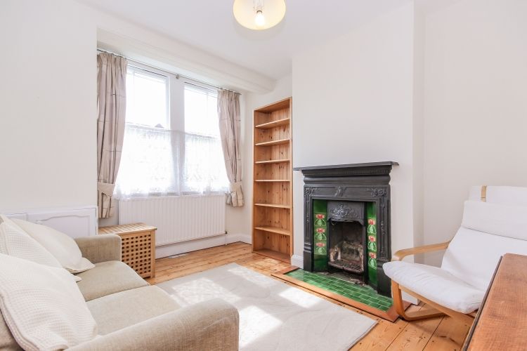 Property photo 2 of 8 00002630-040947