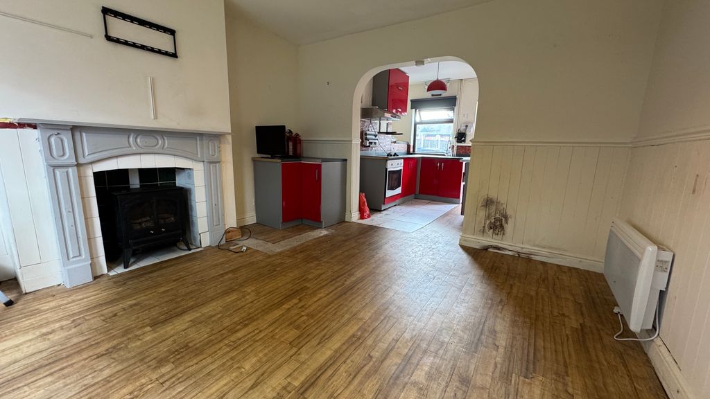 Property photo 2 of 15 Img_4830