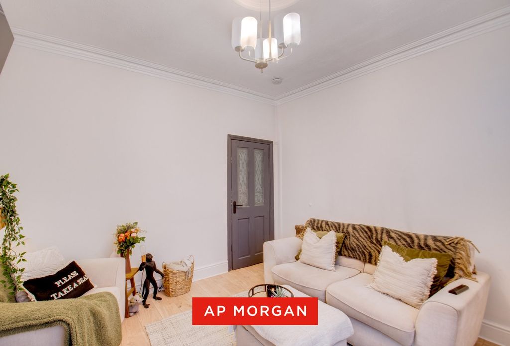 Property photo 3 of 14 Picture No. 25