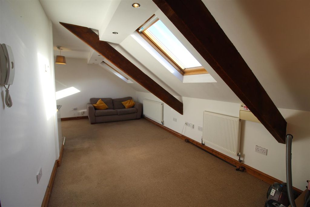 Property photo 3 of 12 Img_1239.Jpg