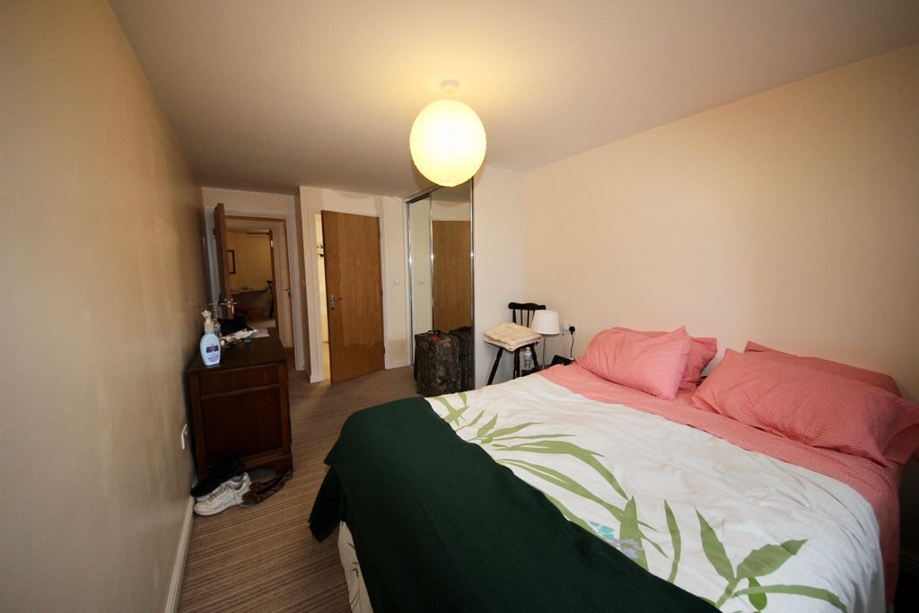 Property photo 3 of 8
