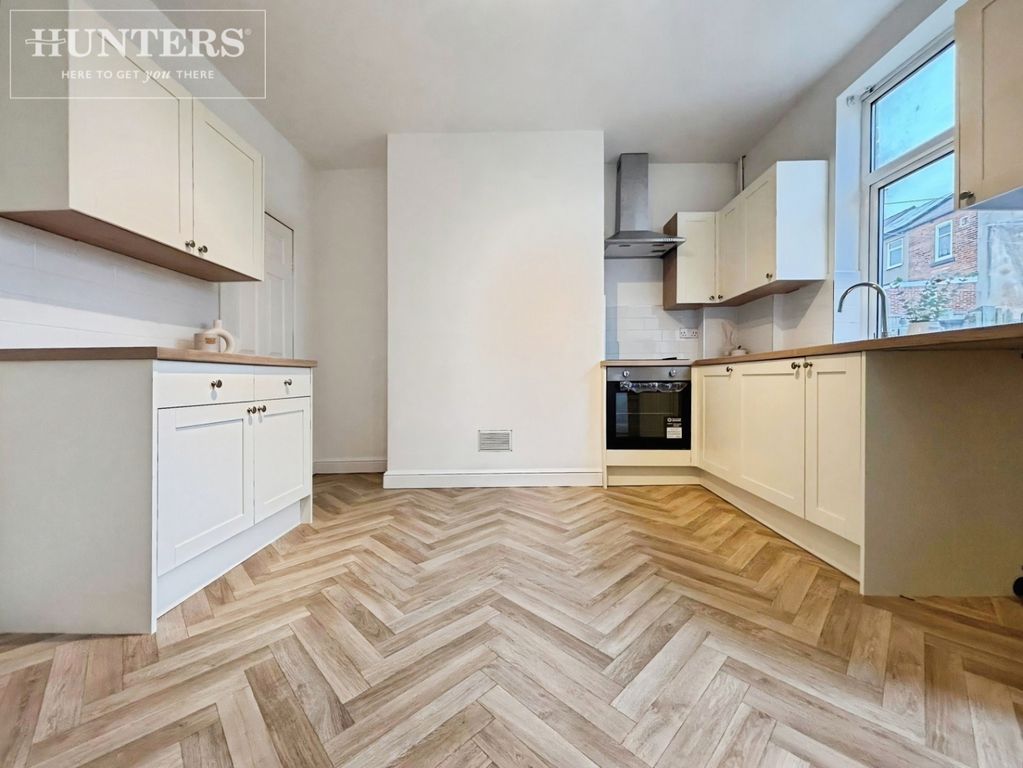 Property photo 2 of 13 Pbox-Img.Jpg