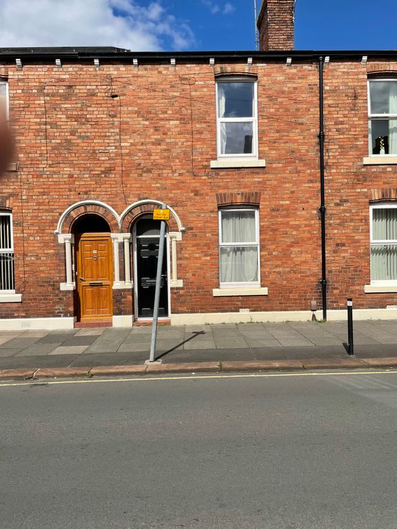 Property photo 2 of 12
