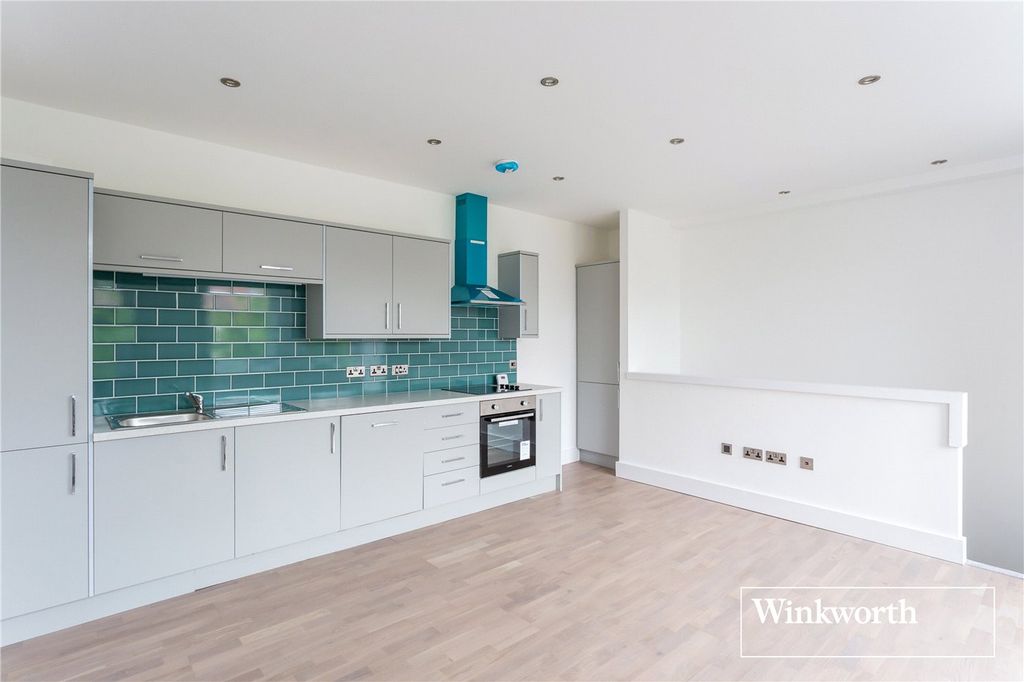 Property photo 2 of 13 Picture No. 19