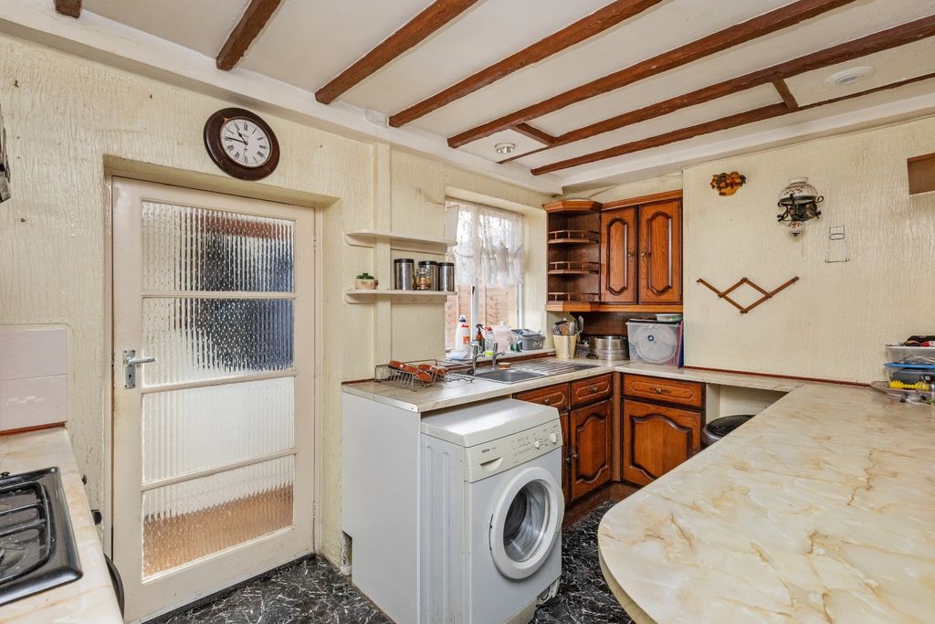 Property photo 3 of 11 3957188