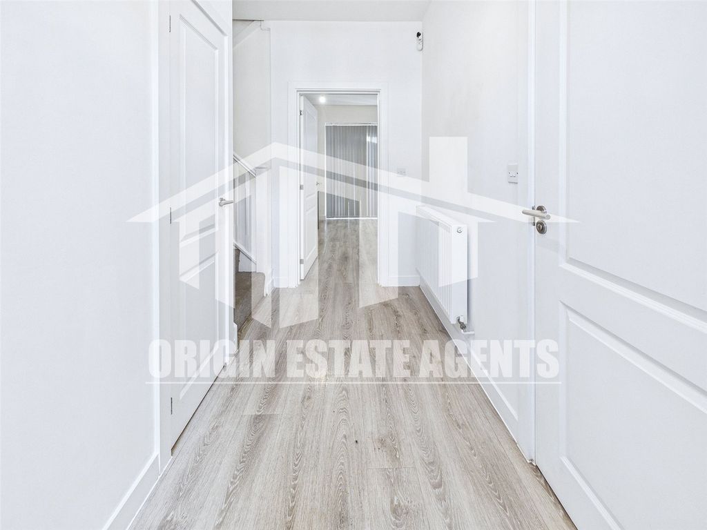 Property photo 3 of 26 Picture No. 59