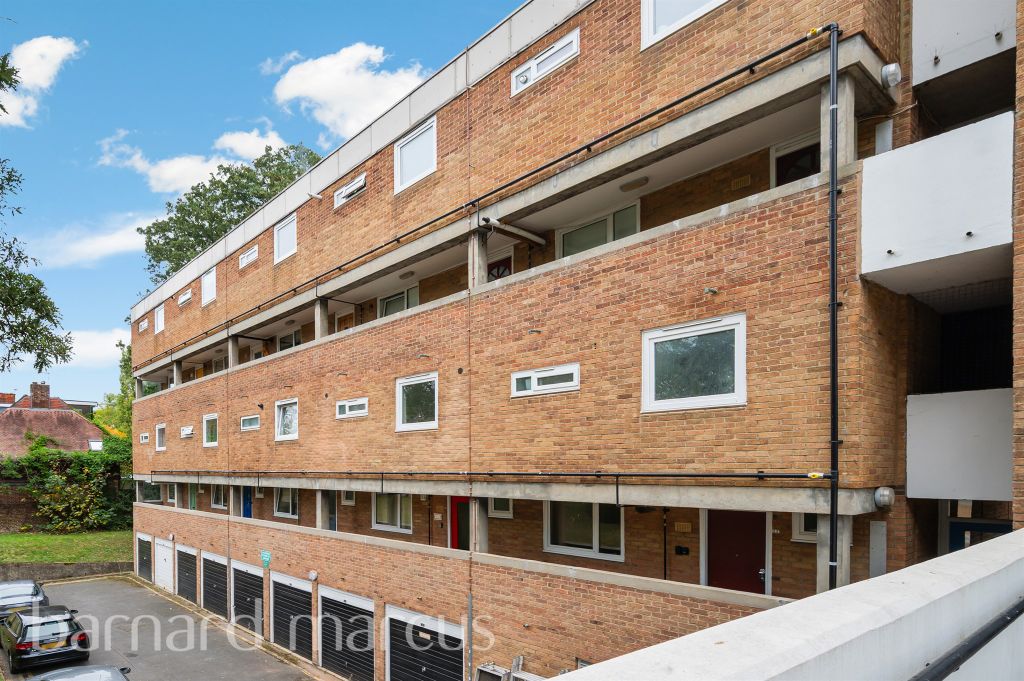 Property photo 3 of 12